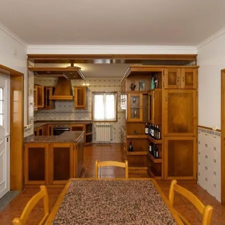 Vivenda Senhora Areias Авейру