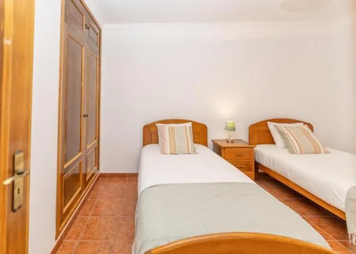 Nyaraló Vivenda Senhora Areias *