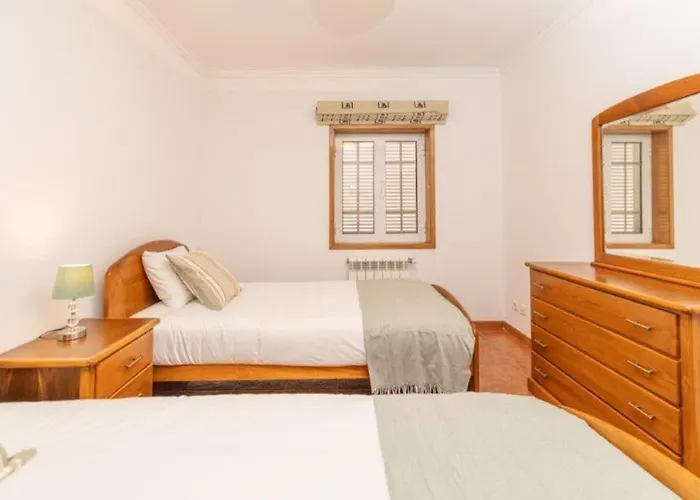 Vivenda Senhora Areias Nyaraló *